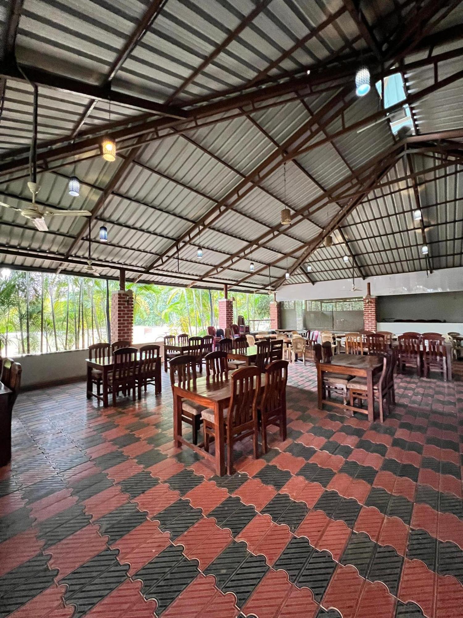 Plumeria Resort Кушалнагар Экстерьер фото